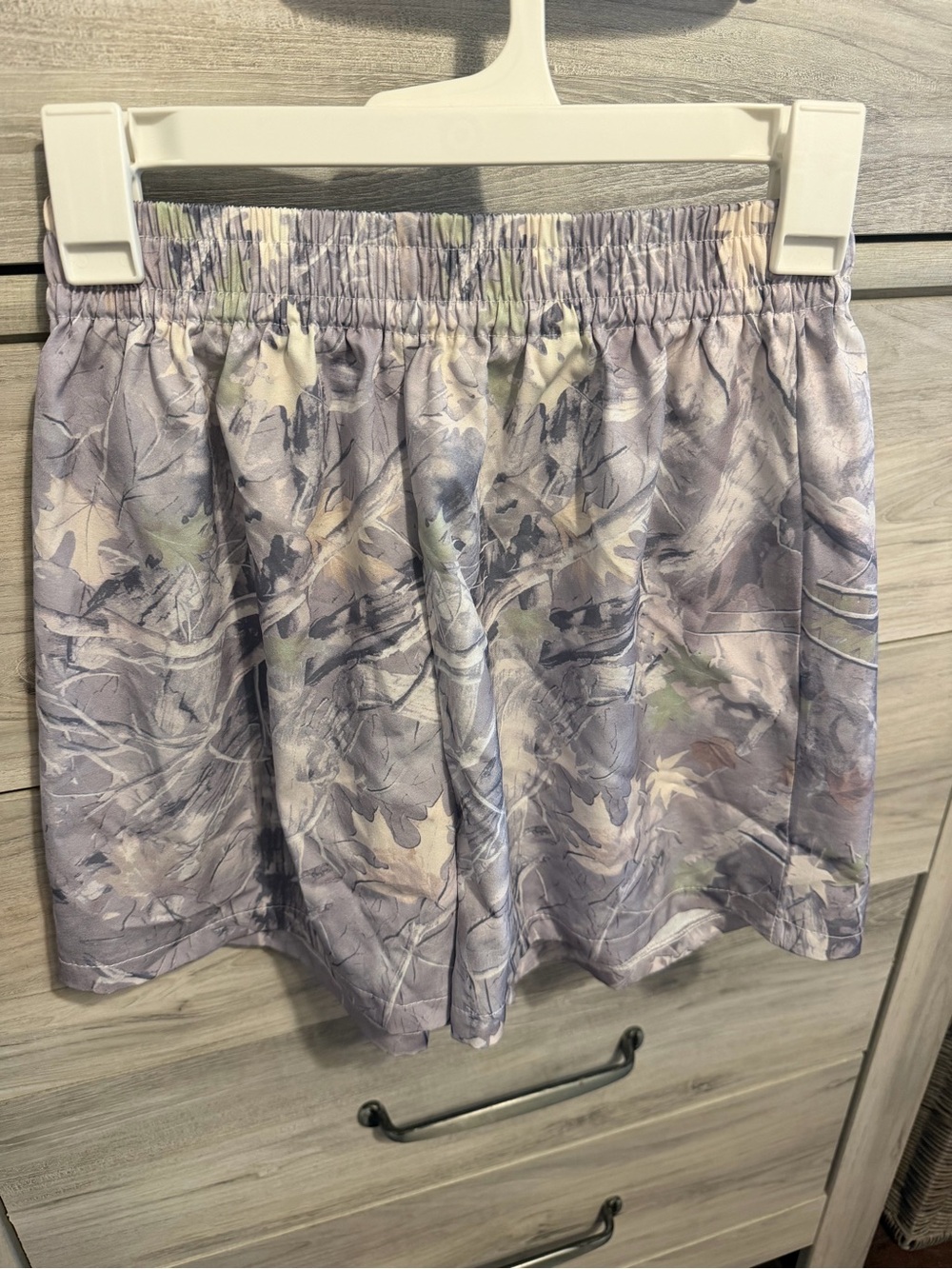 Women’s Camo Print Elastic-Waist Shorts
